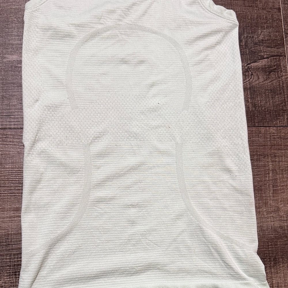 Lululemon Athletica Light Gray Tank Top - Picture 5 of 9